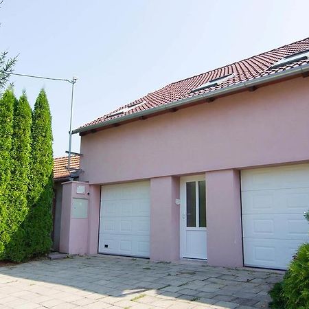 Apartman Cabernet Velké Pavlovice 외부 사진